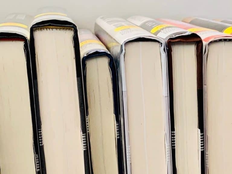 Amazon books about living in Thailand