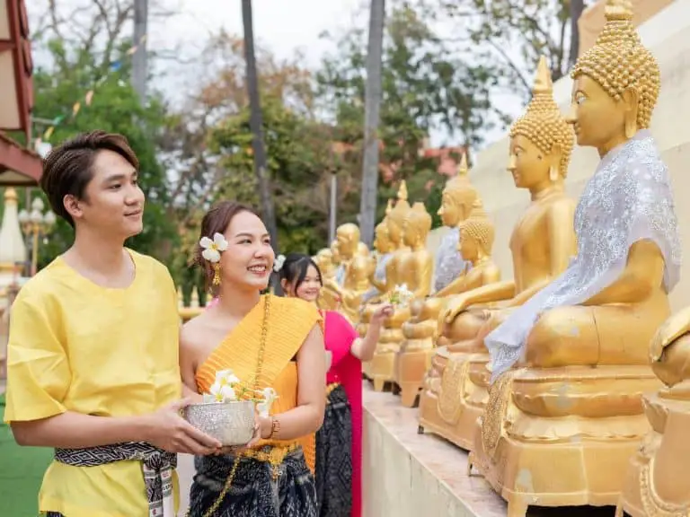 Religious Differences in Thai Relationships BLA