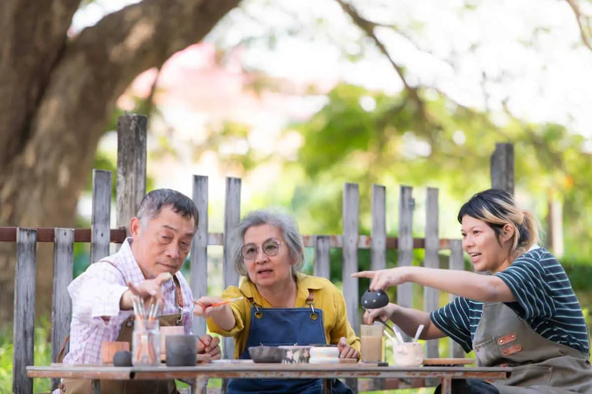 Understanding and Respecting Thai Elderly Customs