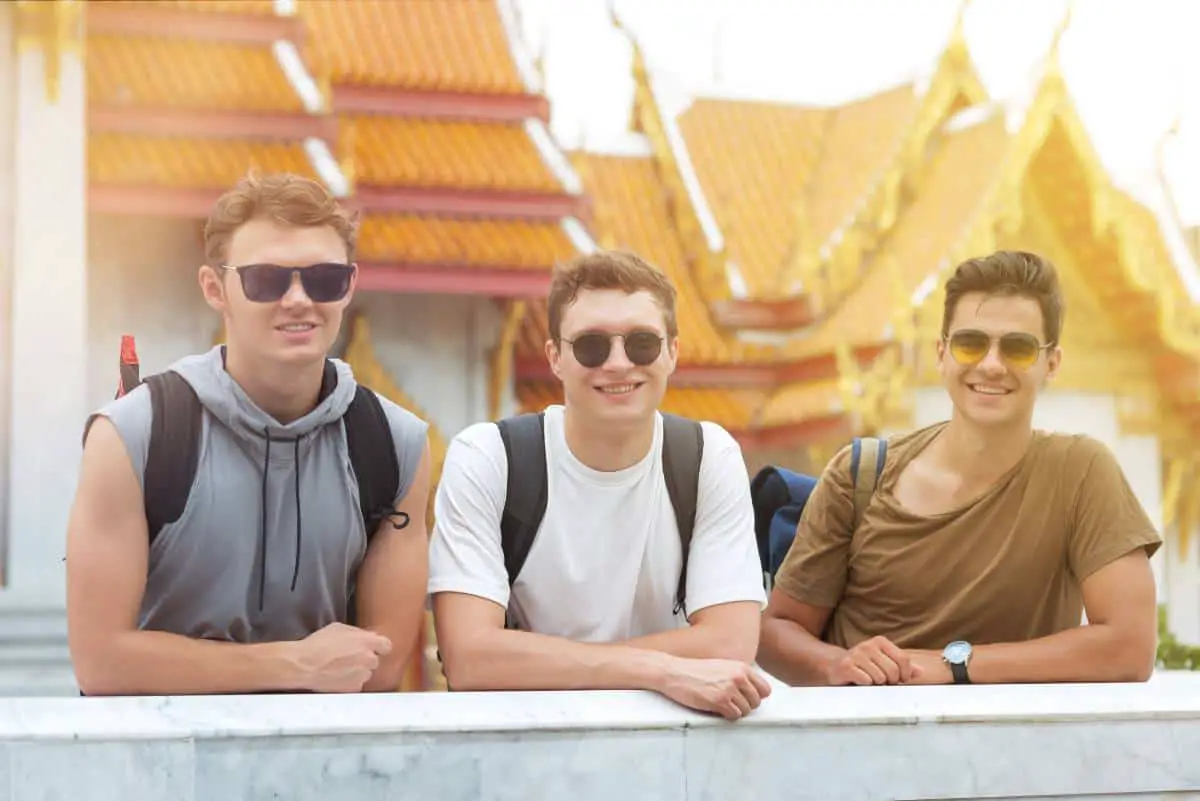 Why Do Bachelors Go To Thailand?